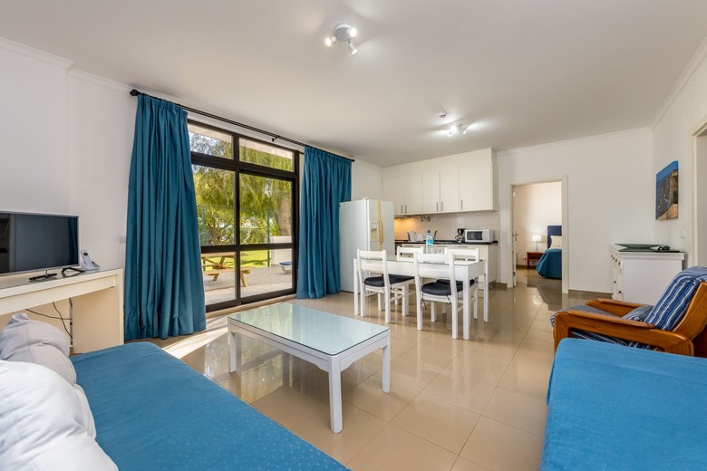 Hotel Apartamentos Turisticos Janelas Do Mar