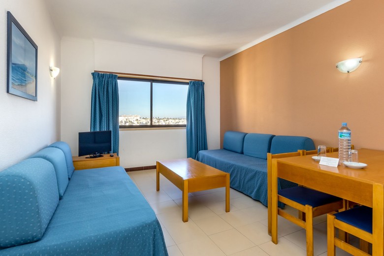 Hotel Apartamentos Turisticos Janelas Do Mar