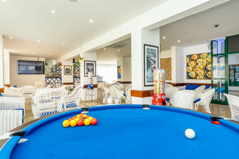 Hotel Apartamentos Turisticos Janelas Do Mar