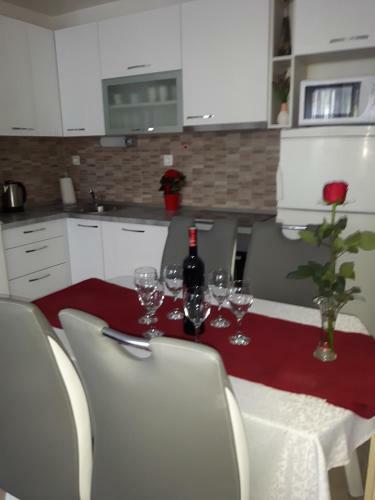 Apartment Stipe