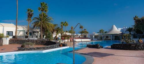 Apartamento En Playa Roca Primer Linea De Mar (05)