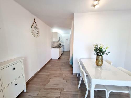 Apartamento Norma 8 Playa Roca