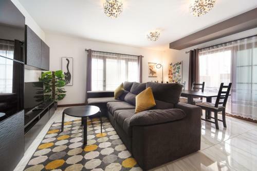 Tilley. Private Villa