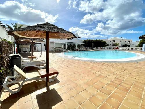 Bonito Apartamento Con Wifi, Piscina, Cerca de Playa Los Charcos