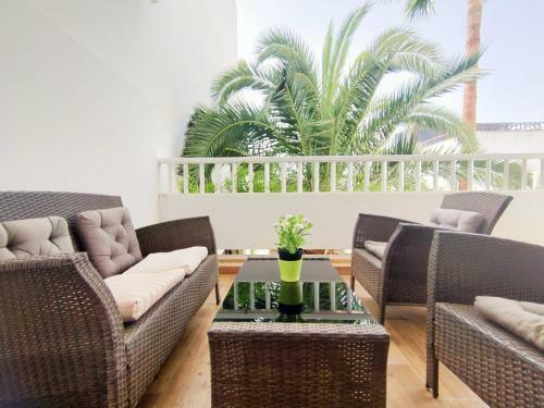 Bonito Apartamento Con Wifi, Piscina, Cerca de Playa Los Charcos