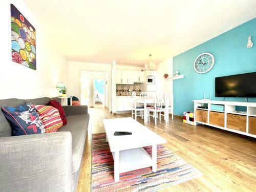 Bonito Apartamento Con Wifi, Piscina, Cerca de Playa Los Charcos