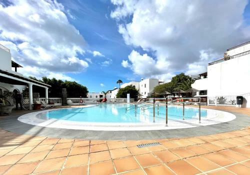 Bonito Apartamento Con Wifi, Piscina, Cerca de Playa Los Charcos