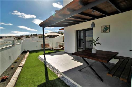 Holiday House And Spa Lanzarote