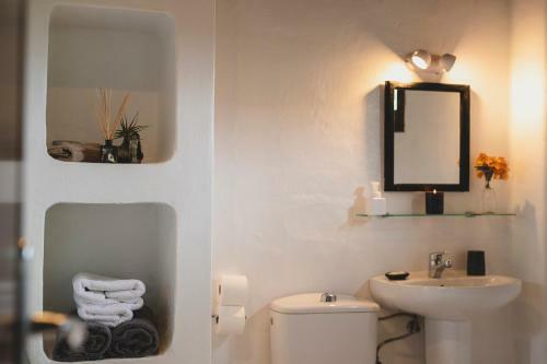 Hostal Finca Malvasia Vineyard
