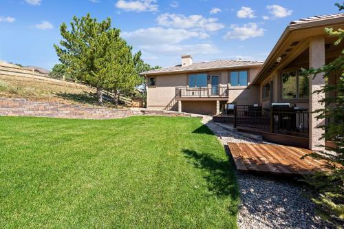 Cozy Modern 4br Home In West Colorado Springs Home