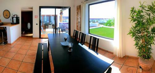 Villa Vista Mar - T�as