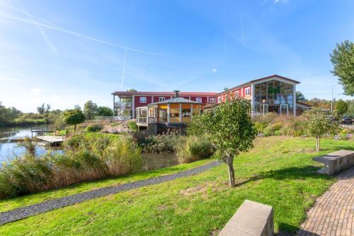 Hotel Waterlodges Haj� De Lepelaar