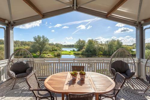 Hotel Waterlodges Haj� De Lepelaar