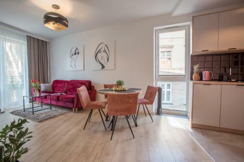W&k Apartments White&grey
