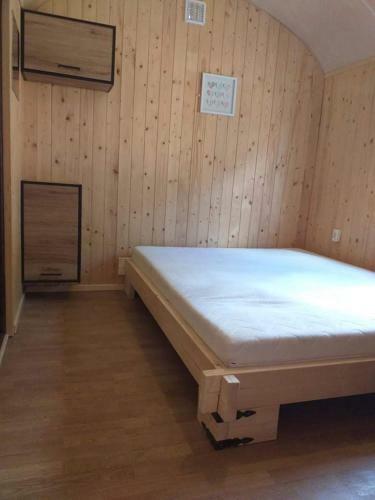 Osada Nad ?urawim Stawem