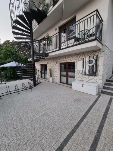 Villa Lordis