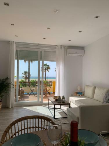 Apartamento Beach Front Atico Wifi