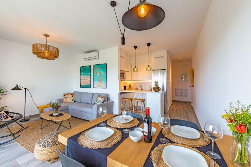 Apartamento Panoramic Views, Terrace & Pool - Fiberglass Wifi