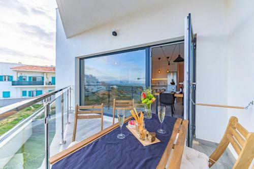 Apartamento Panoramic Views, Terrace & Pool - Fiberglass Wifi