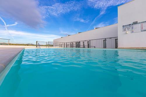 Apartamento Panoramic Views, Terrace & Pool - Fiberglass Wifi