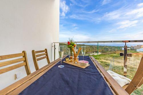 Apartamento Panoramic Views, Terrace & Pool - Fiberglass Wifi