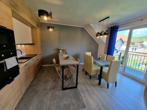 Apartamento Domek Pod ?wierkami - "apartamenty ?wierkowe"