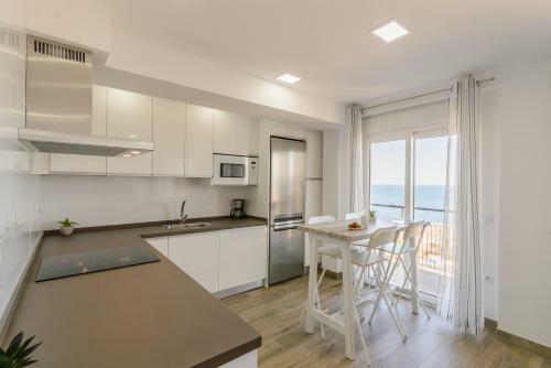 Apartamento �tico Con Vistas Espectaculares Al Mar
