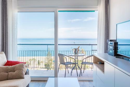 Apartamento �tico Con Vistas Espectaculares Al Mar