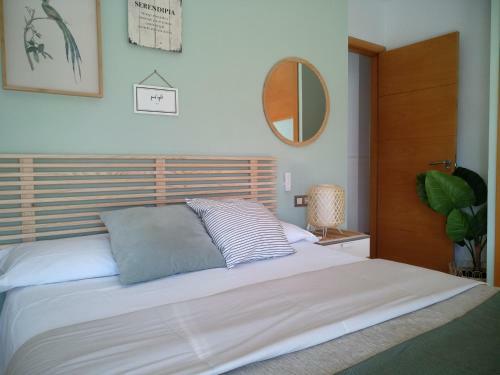 Apartamento �tico Con Piscina Y Barbacoa