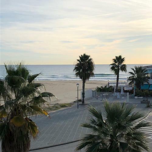 Casa Blanca Beach Apartment