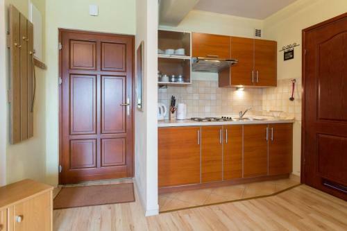 Widokowy Apartament "b�r"