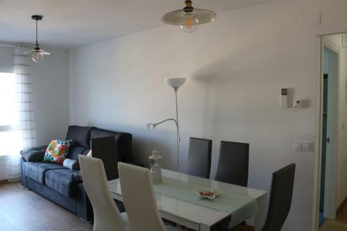 Apartamentos Homelife Roca Tarpeya
