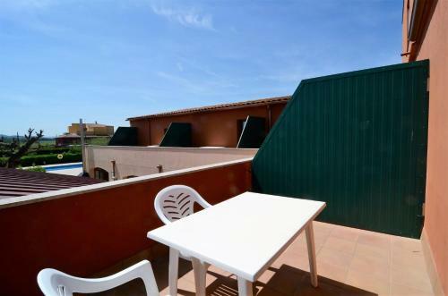 Apartamento Hostal La Gola 3
