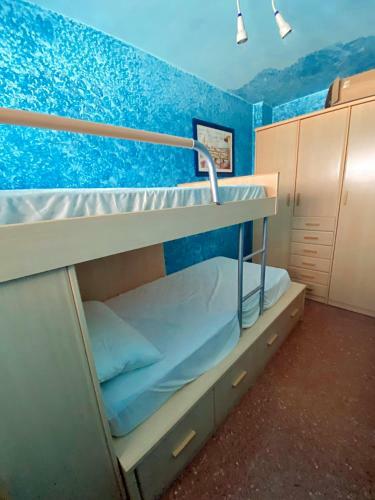 Apartamento Con Piscina Y Tenis. A 50m de La Playa