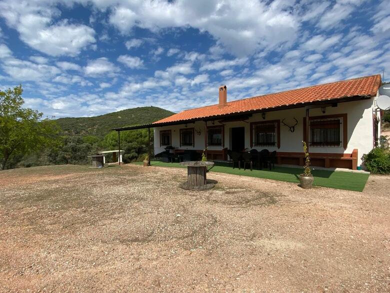 Casa Las Chorreras Del Orej�n