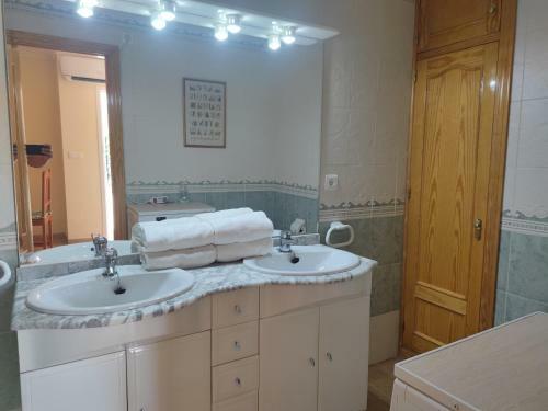 Bahia De Vera Apartamento Adelfa