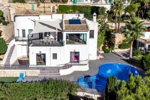 Luxury Villa With Sea View