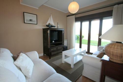 Apartamento En Complejo Residencial Con Piscina