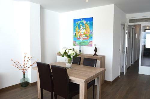 F96 Apartamento Ubicado En El Coraz�n de Fornells