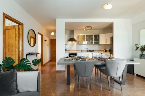 Modern 2-bedroom Frigiliana Apartment With Pool