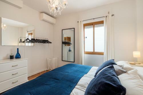 Modern 2-bedroom Frigiliana Apartment With Pool