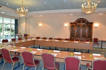 Fletcher Hotel Restaurant De Witte Raaf