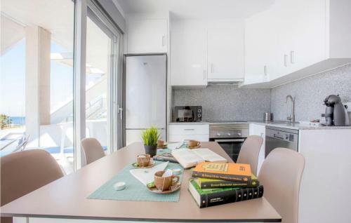 Nice Apartment In Mazarr�n With Wifi And 2 Bedrooms