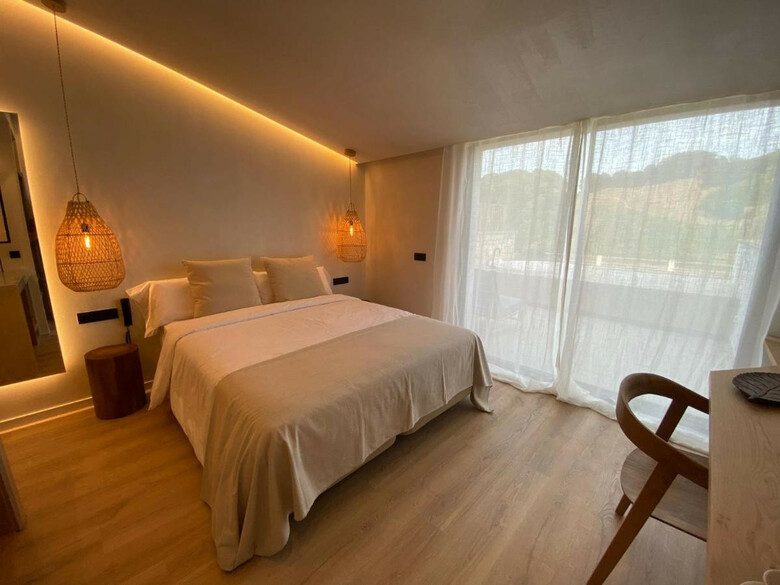 Hotel S Estancia Suites