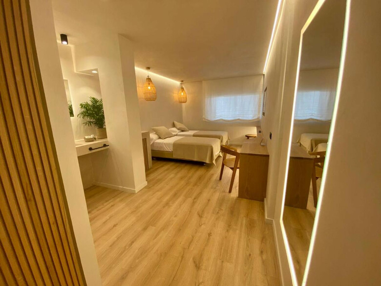 Hotel S Estancia Suites