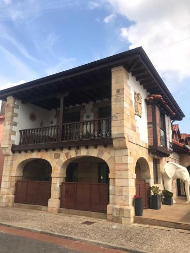 Apartamentos El Elefante Blanco