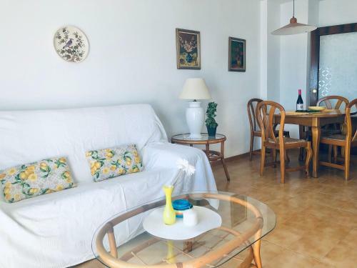 Apartamento Primera Linea De Playa Ancora