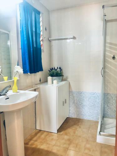 Apartamento Primera Linea De Playa Ancora