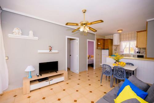 Playa La Mata - Apartamento "limonka"