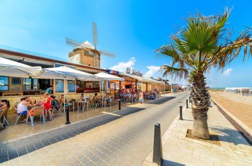 Playa La Mata - Apartamento "limonka"